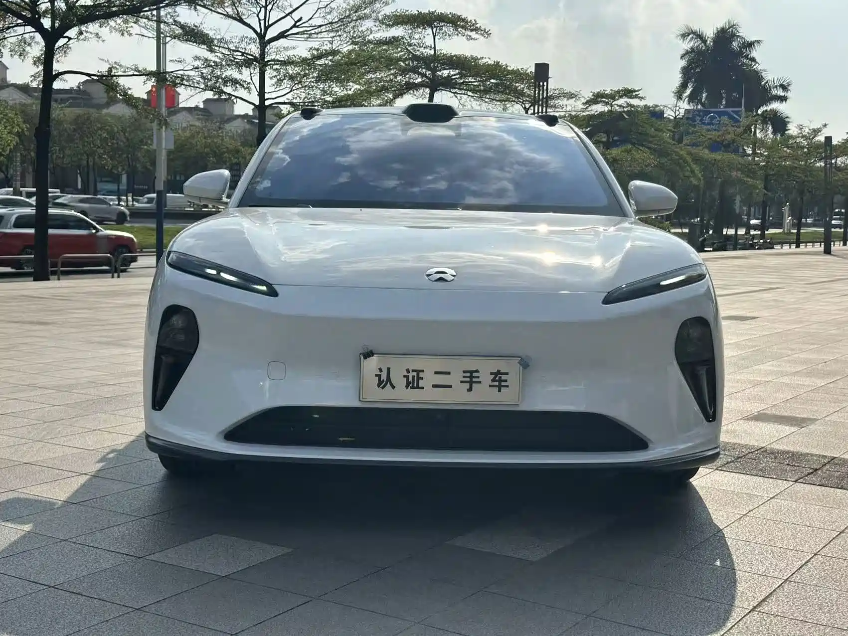 Фото 2 - NIO ET5T