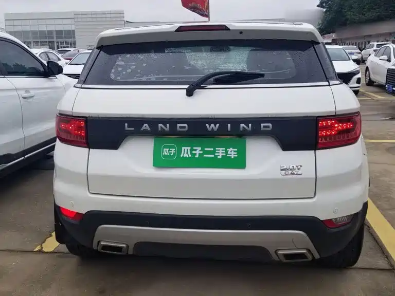 Фото 6 - Landwind X7