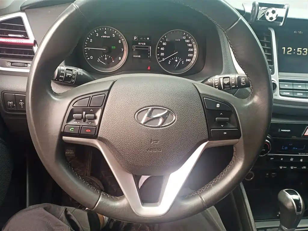 Hyundai Tucson 2015 1.6T Dual Clutch 2WD Smart фото 7