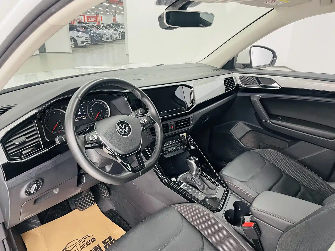 Volkswagen Tayron 2020 280TSI 2WD Luxury Smart Edition фото 6