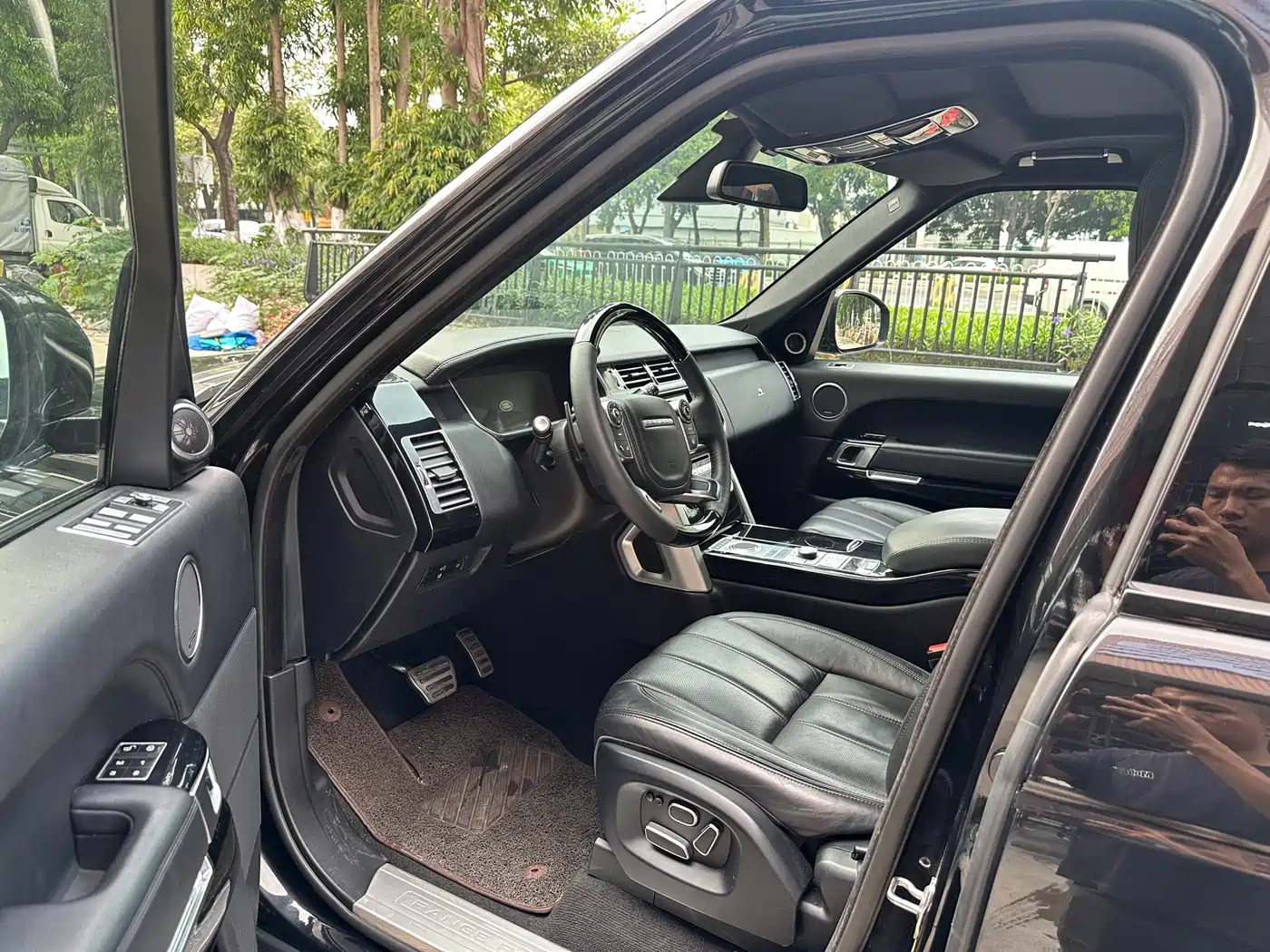 Land Rover Range Rover 2015 3.0 SC V6 Vogue фото 5