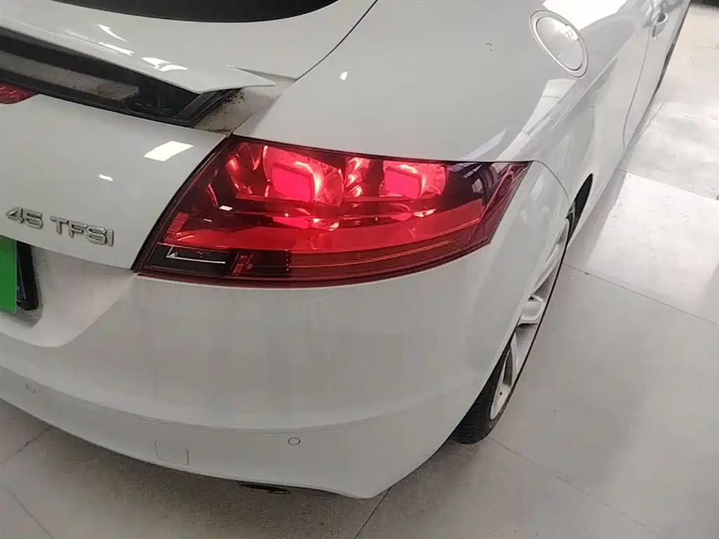 Audi TT 2014 TT Coupe 45 TFSI Premium Edition фото 8