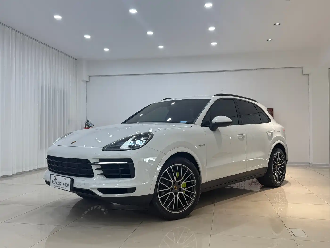 PORSCHE CAYENNE NEW ENERGY