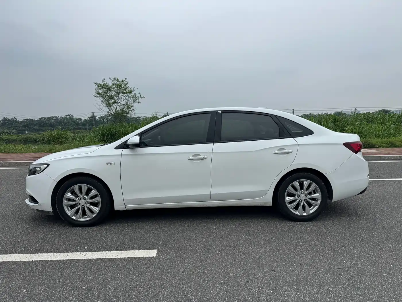 Buick Excelle 2019 15T DCT Connected Elite (China V) фото 22
