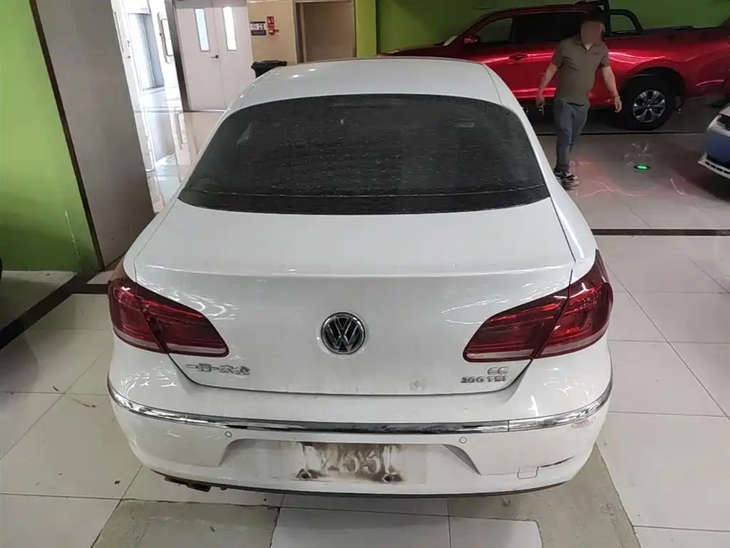 Volkswagen FAW-Volkswagen CC 2016 Model 1.8TSI Premium фото 6