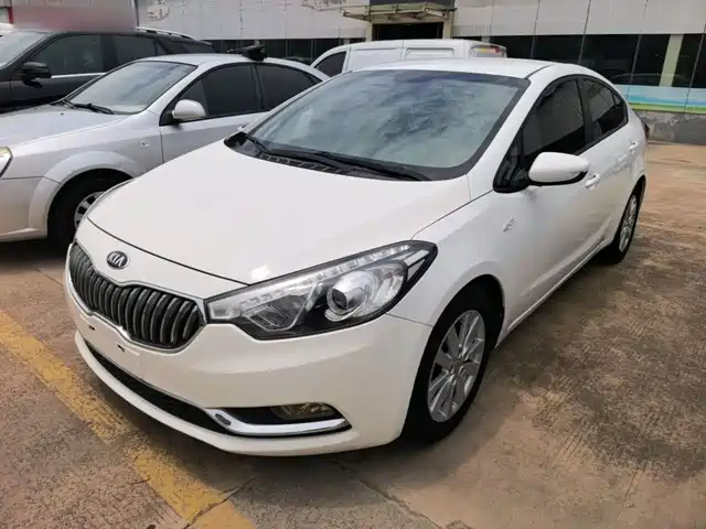  Kia Kia K3 2015 1.6L Automatic GL