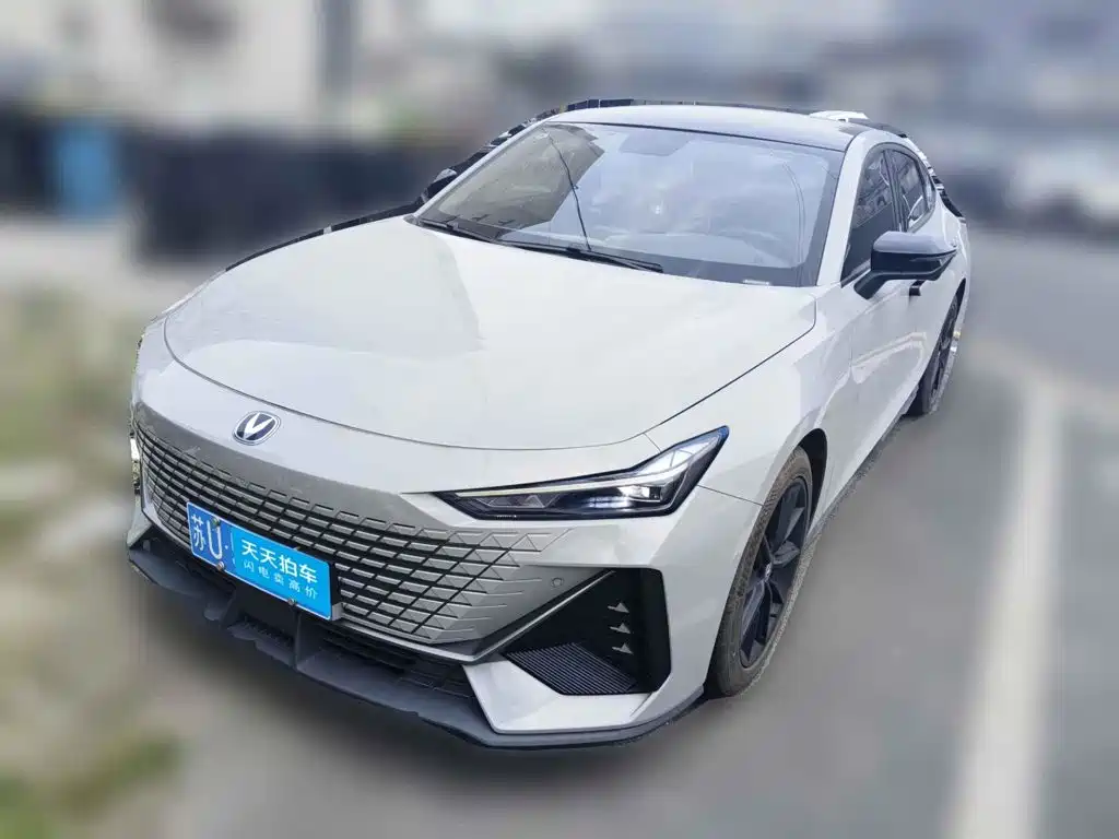 Changan UNI-V 2022 1.5T Premium Model