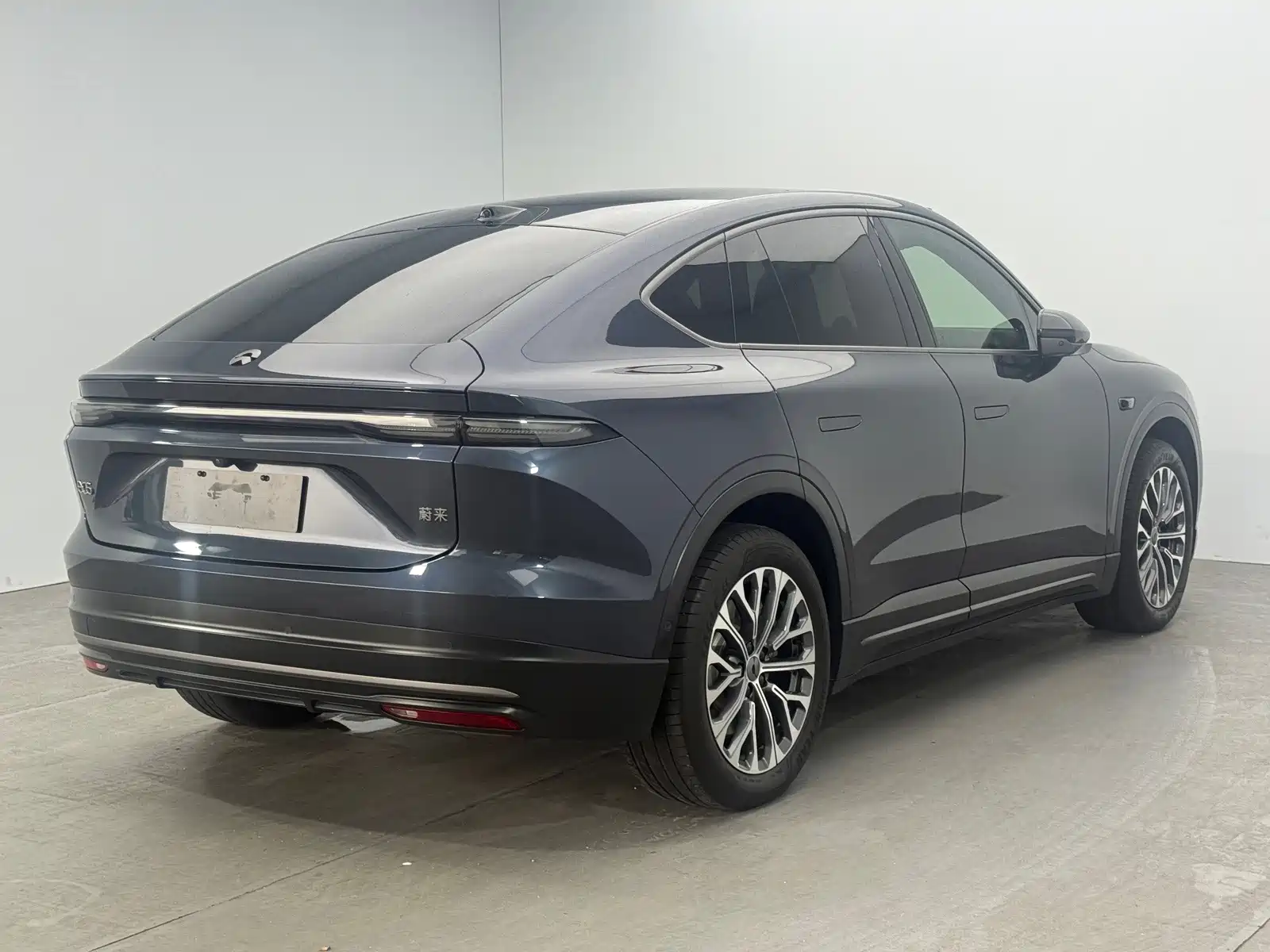 Фото 4 - NIO EC6