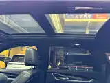 Photo 11 - Cadillac XT5