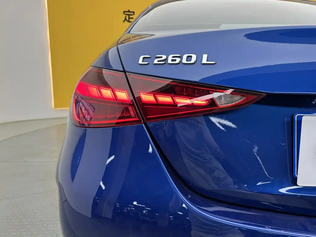 Фото 8 - Mercedes-Benz C-Class