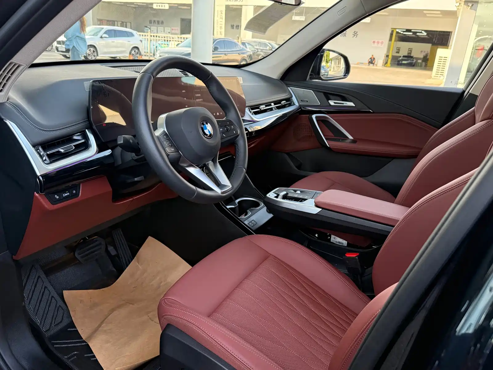 Фото 17 - BMW X1