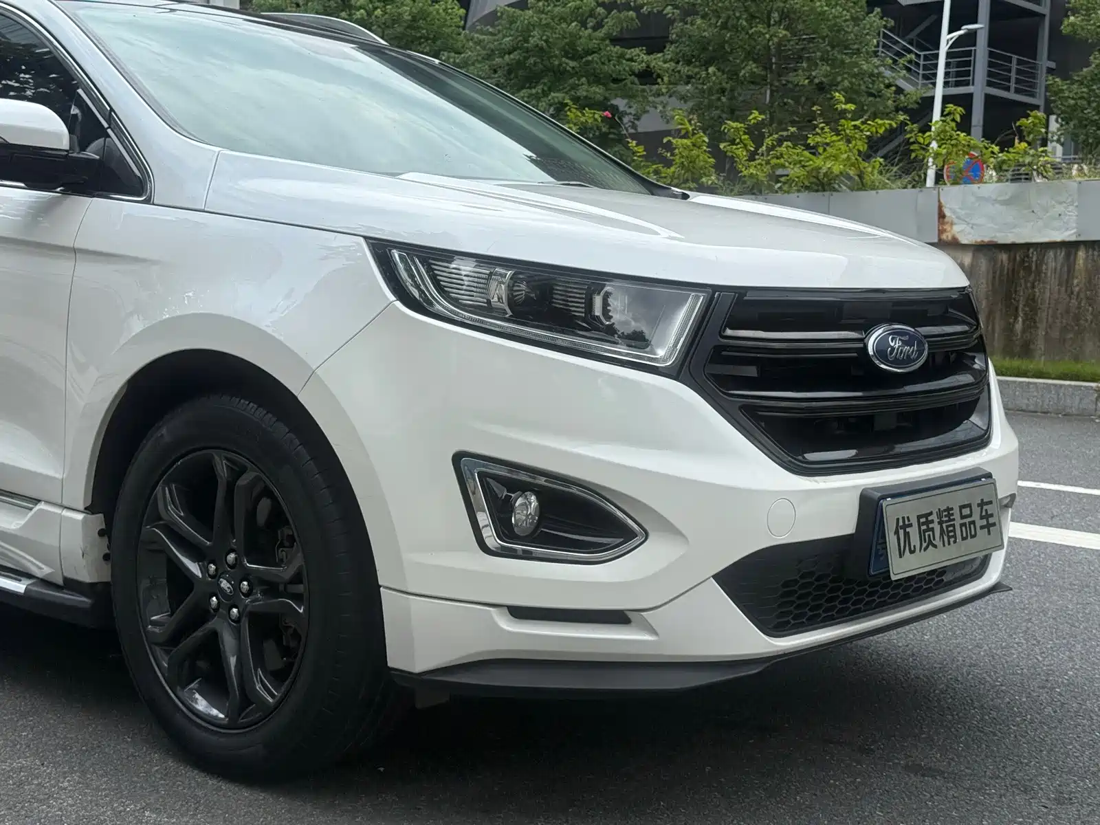 Фото 7 - Ford Edge