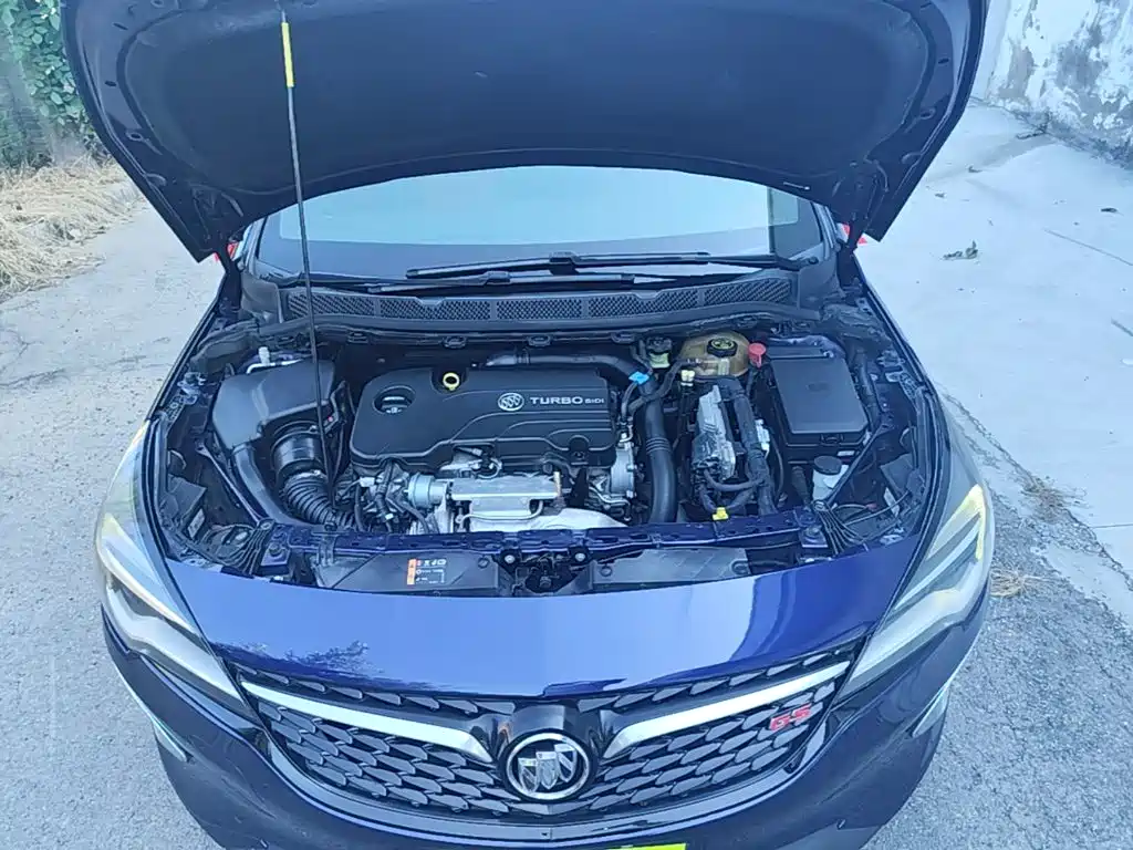 Фото 20 - Buick Verano