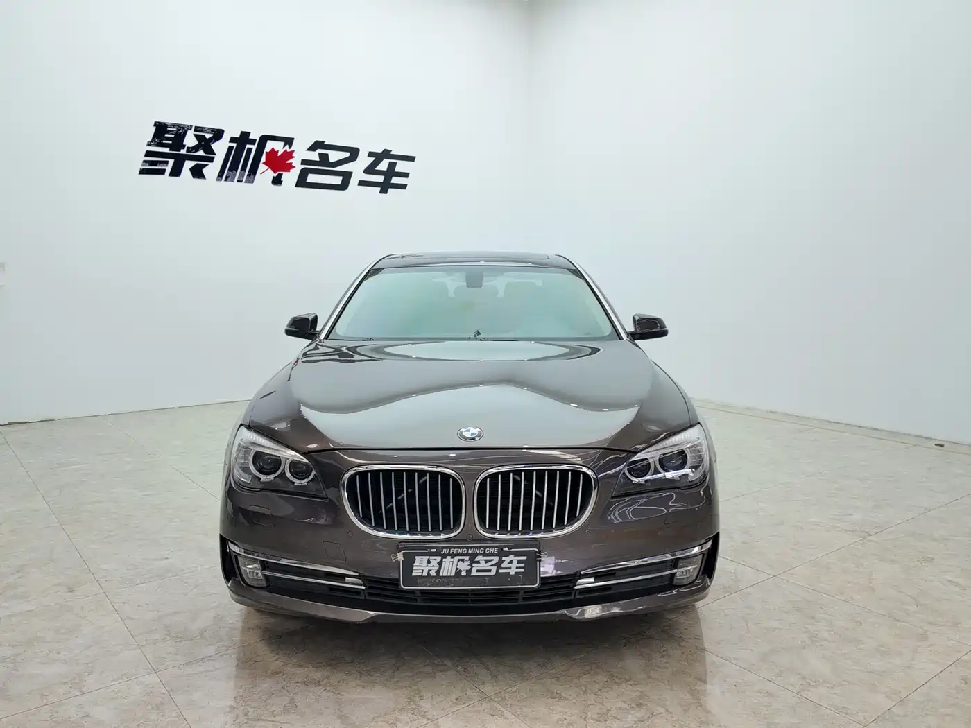 BMW 7 Series 2013 Model 730Li Leading фото 2