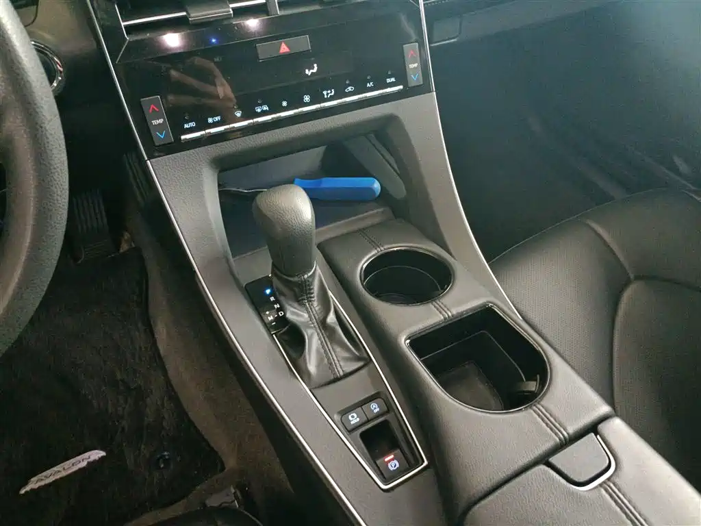Toyota Avalon 2019 2.0L Progressive Edition (China VI) фото 10