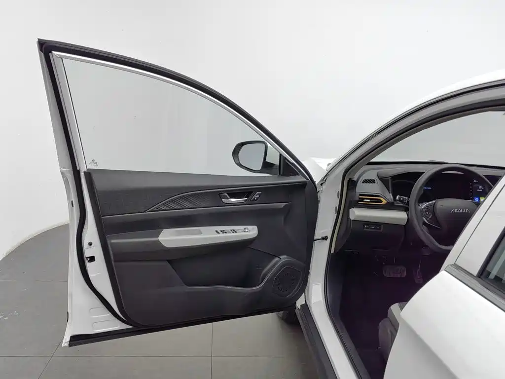 Dongfeng Aeolus Dongfeng Fengshen E70 2026 2023 Facelift PRO Smart Drive Edition