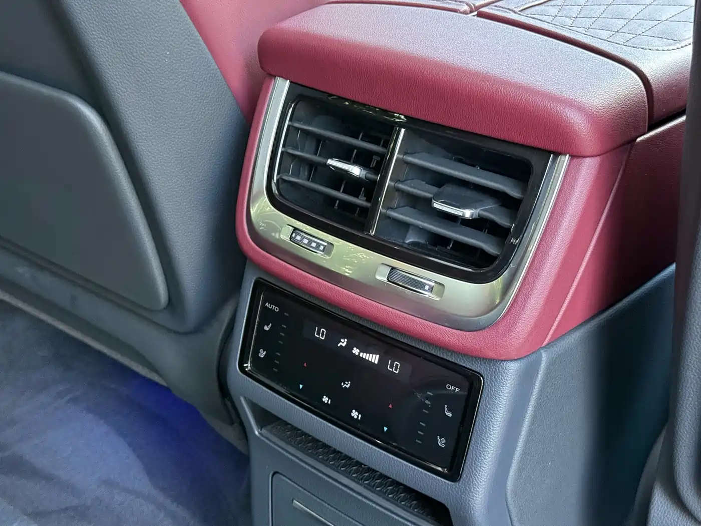 Hongqi E-HS9 2023 2022 660km Qi Chang Edition (6-seater)