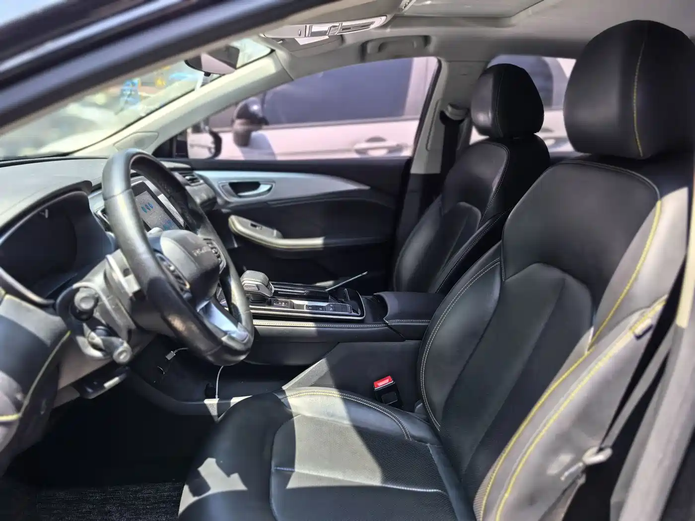 Roewe i6 MAX 2021 2020 Model 300TGI Automatic Cool & Smart Edition