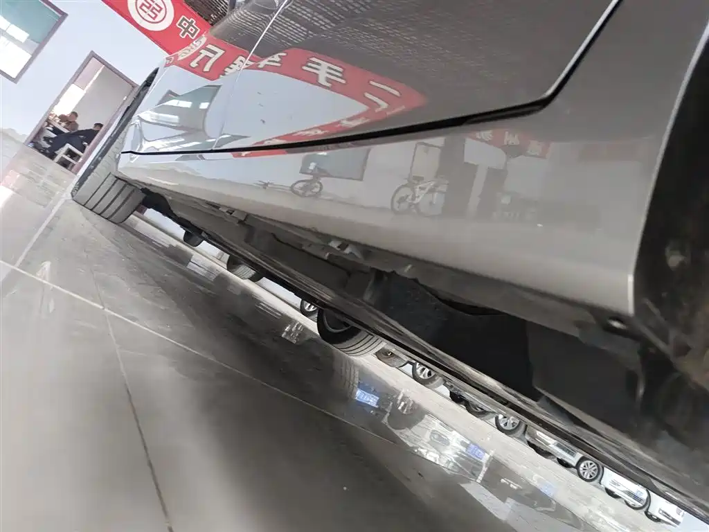 Toyota Avalon 2024 Hybrid 2.0L Luxury Edition фото 22