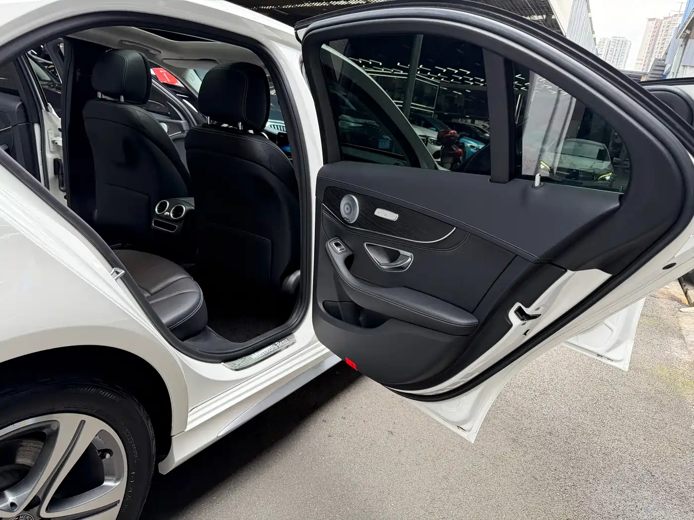 Mercedes-Benz C-Class 2019 Facelift C 260 L Sport фото 23