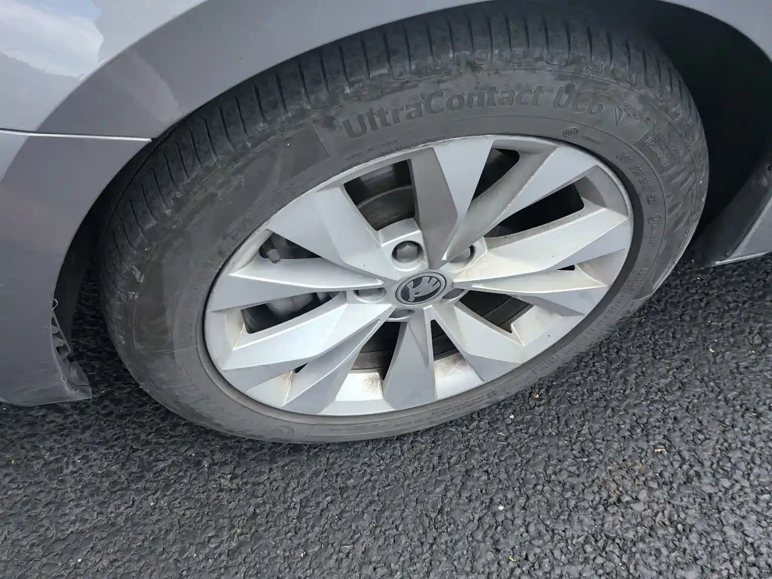 Фото 5 - Škoda Superb