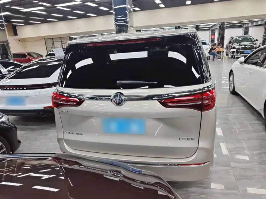 BUICK GL8