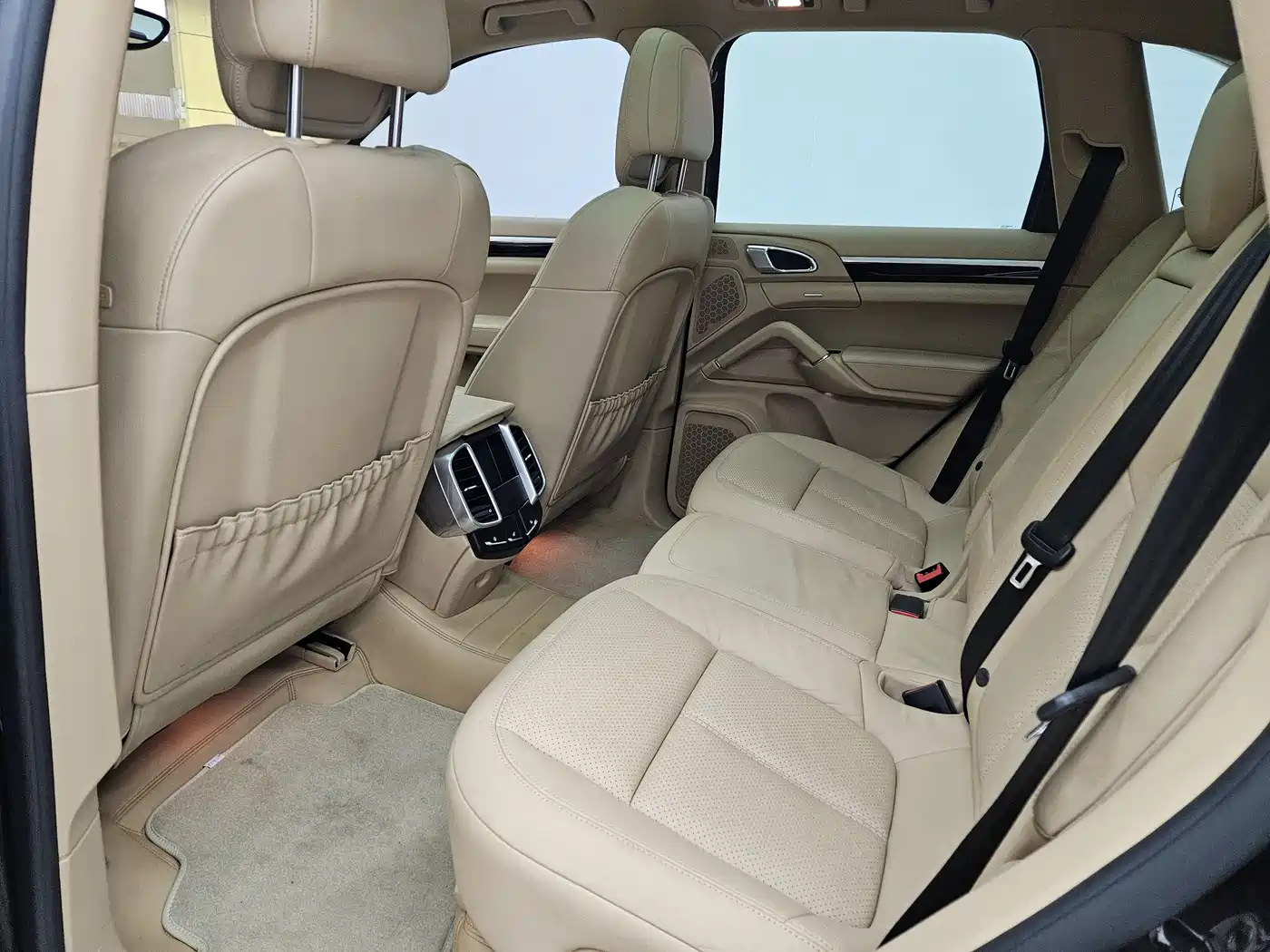 Porsche Cayenne 2014 Cayenne Platinum Edition 3.0T фото 9