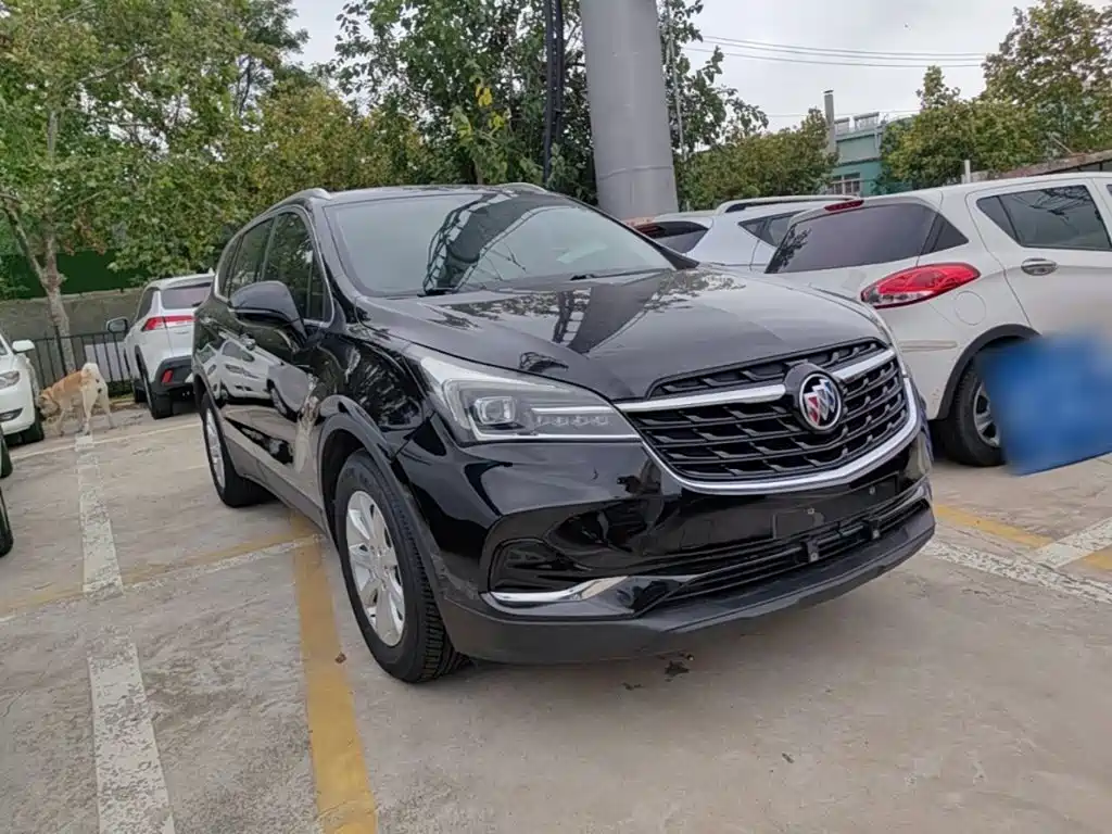 Photo 4 - Buick Envision Plus