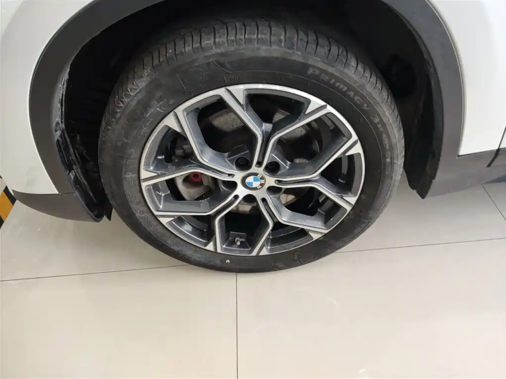 BMW X1 2022 sDrive25Li Leading фото 23