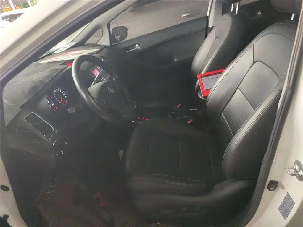 Kia K3 2017 1.6L Automatic 15th Anniversary Special GLS фото 11