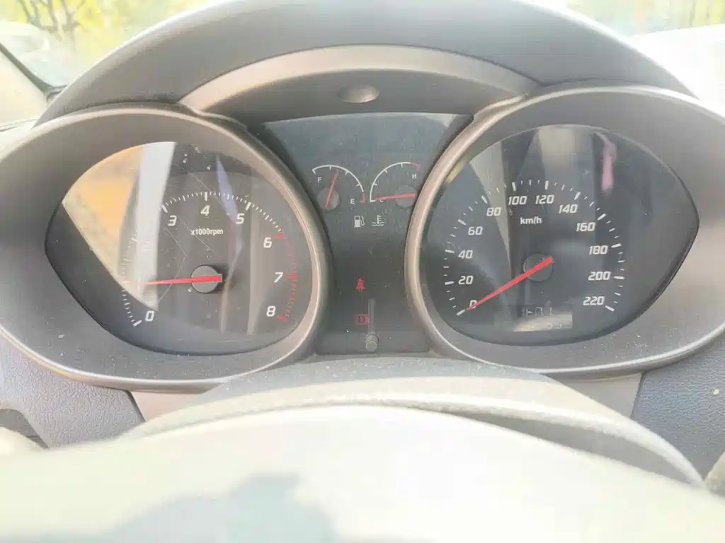 Haima M3 2015 2015 1.5L Manual Elite Sunroof