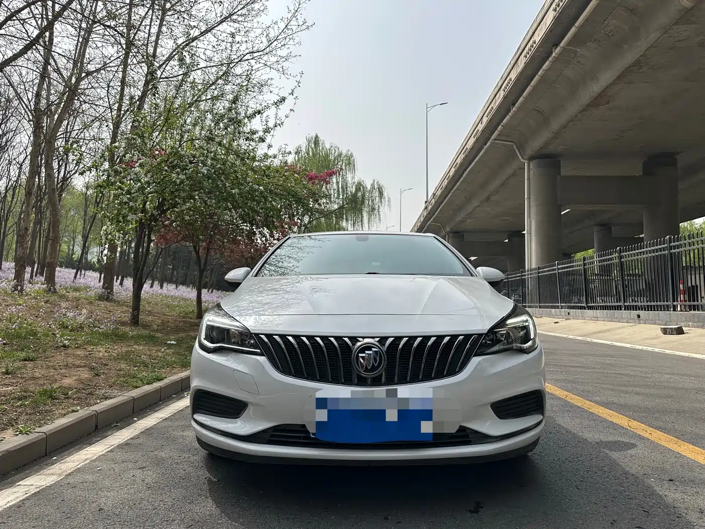 Buick Verano 2018 Hatchback 15S Automatic Leading фото 2