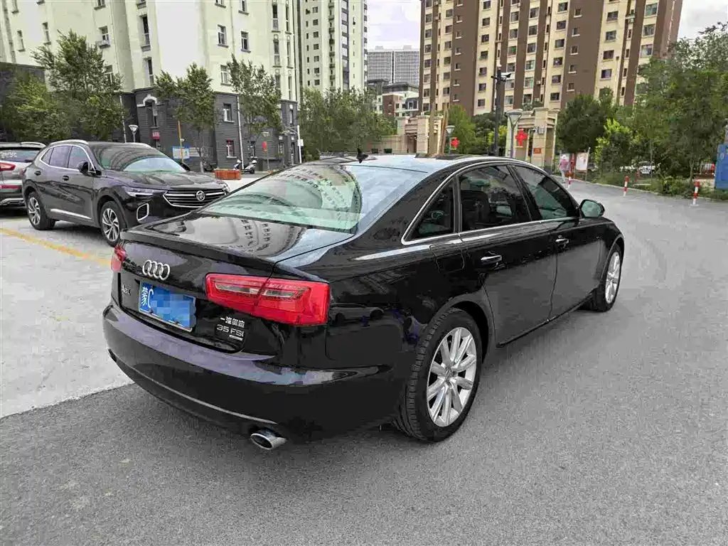 Фото 33 - Audi A6L