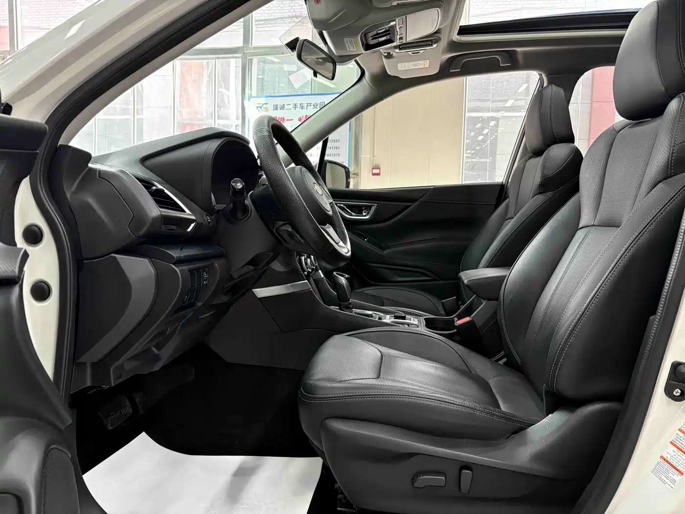 Subaru Forester 2019 2.0i Luxury Edition EyeSight фото 11