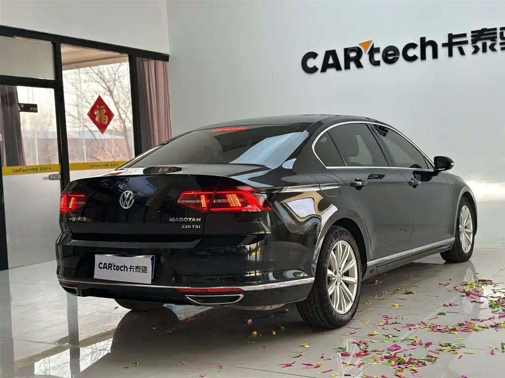 Volkswagen Magotan 2019 330TSI DSG Leading China V фото 4