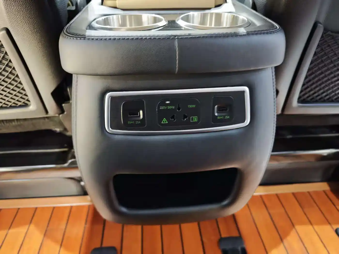 Mercedes-Benz Vito 2018 2.0T Business Edition China VI фото 19