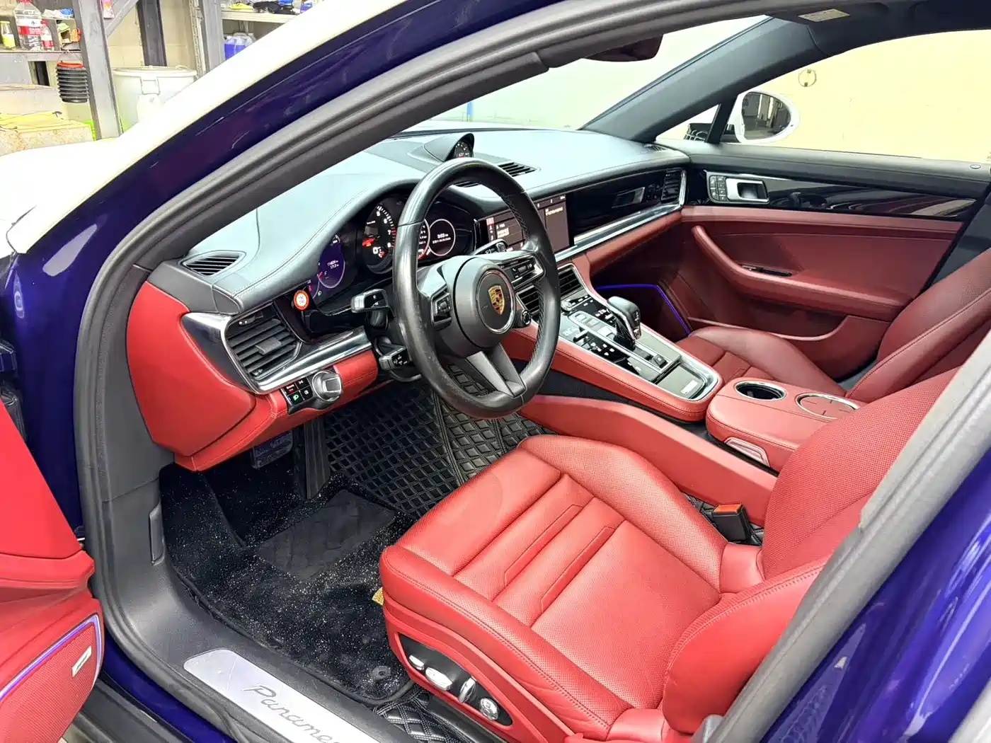 Фото 6 - Porsche Panamera