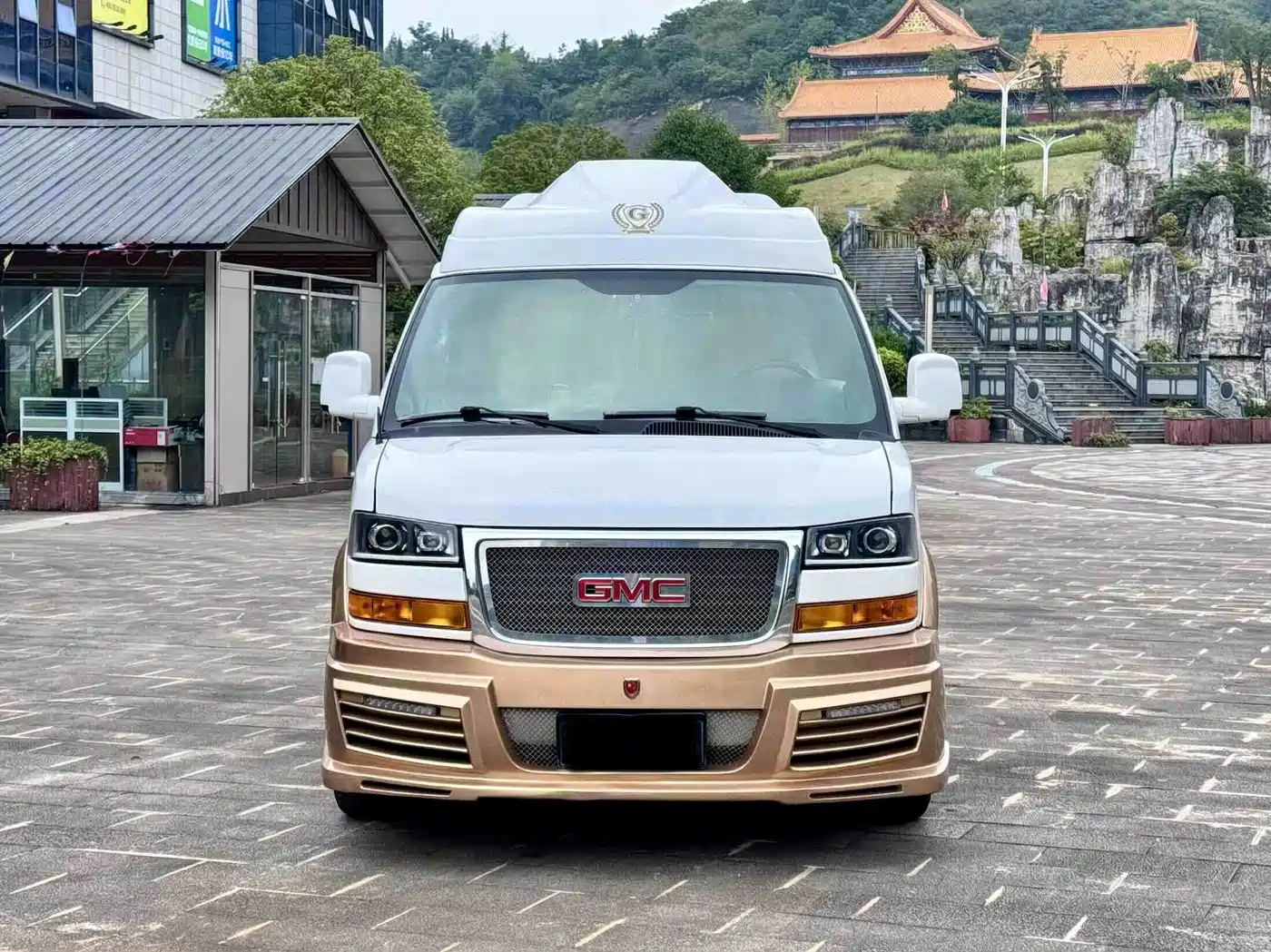GMC Savana 2013 2013 5.3L AWD Leader Edition