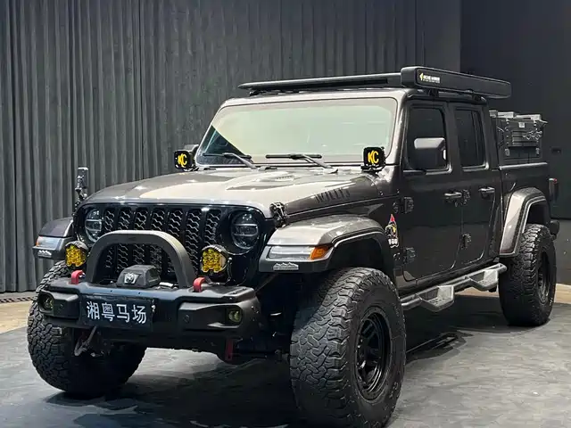 Jeep Gladiator 3.6L, Пионер
