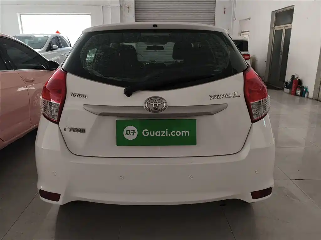 Toyota YARiS L Zhi Xuan 2015 1.5E Auto Charming Edition фото 6