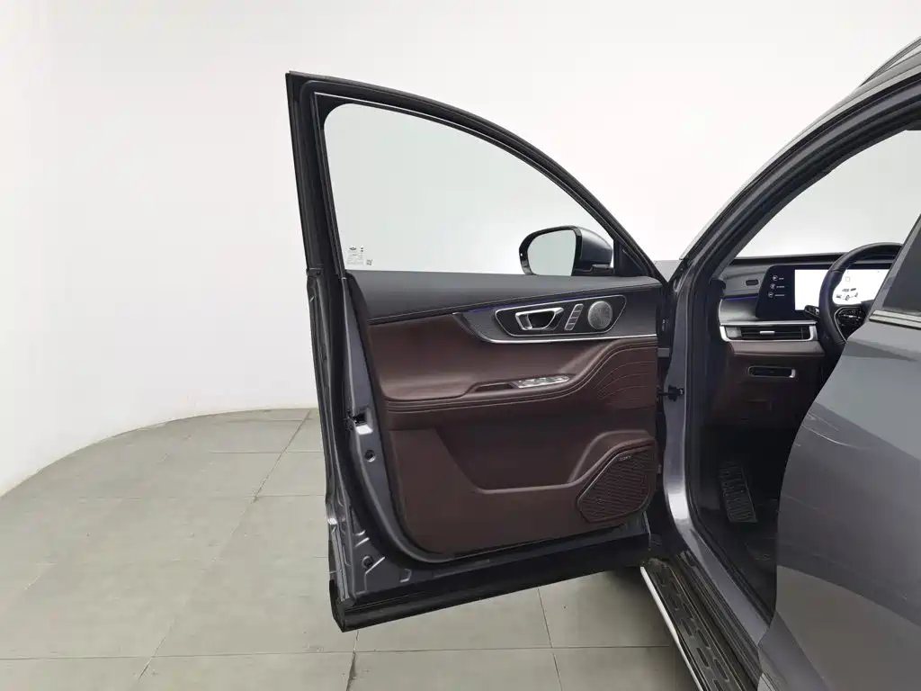Chery Tiggo 8, миниатюра 8