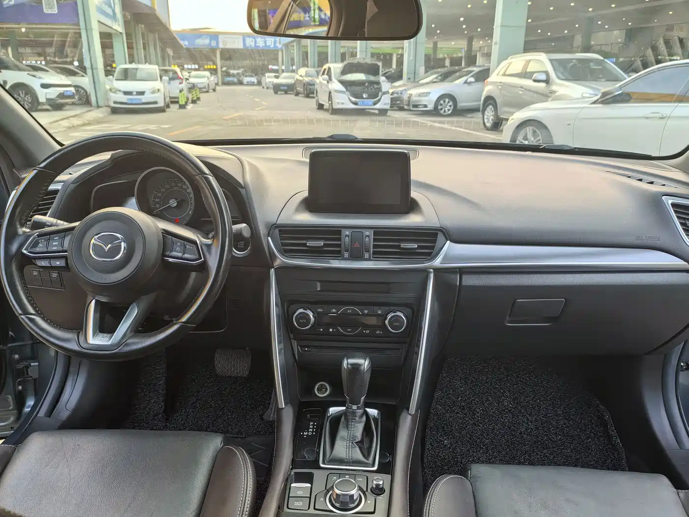Фото 7 - Mazda CX-4