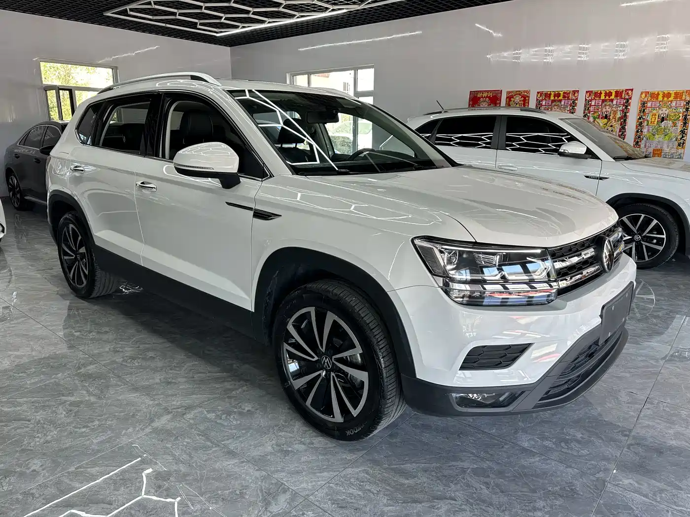 Volkswagen Tharu, миниатюра 3
