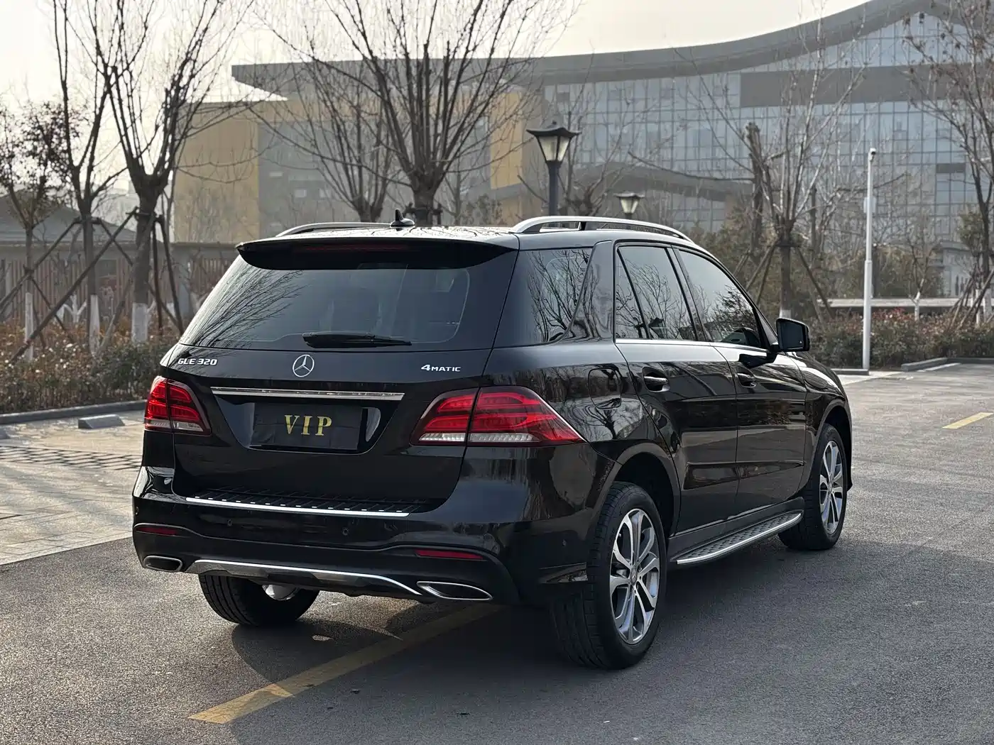 Mercedes-Benz GLE 2016 GLE 320 4MATIC Luxury фото 4