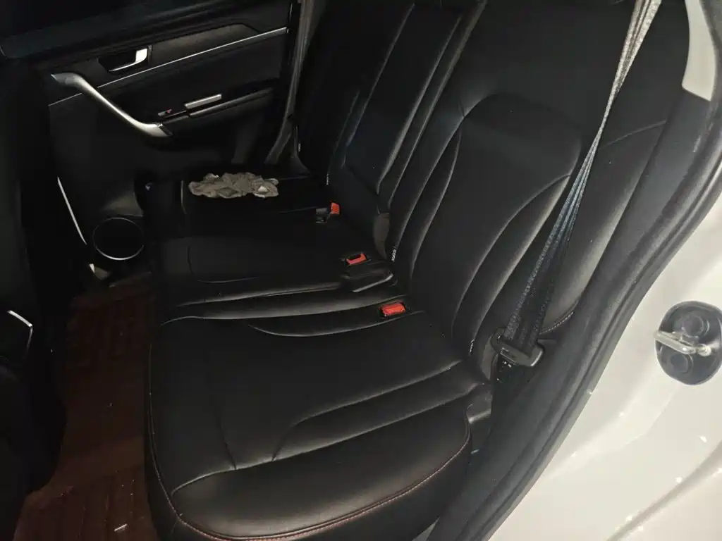 Haval M6 2017 2017 1.5T Automatic 2WD Elite