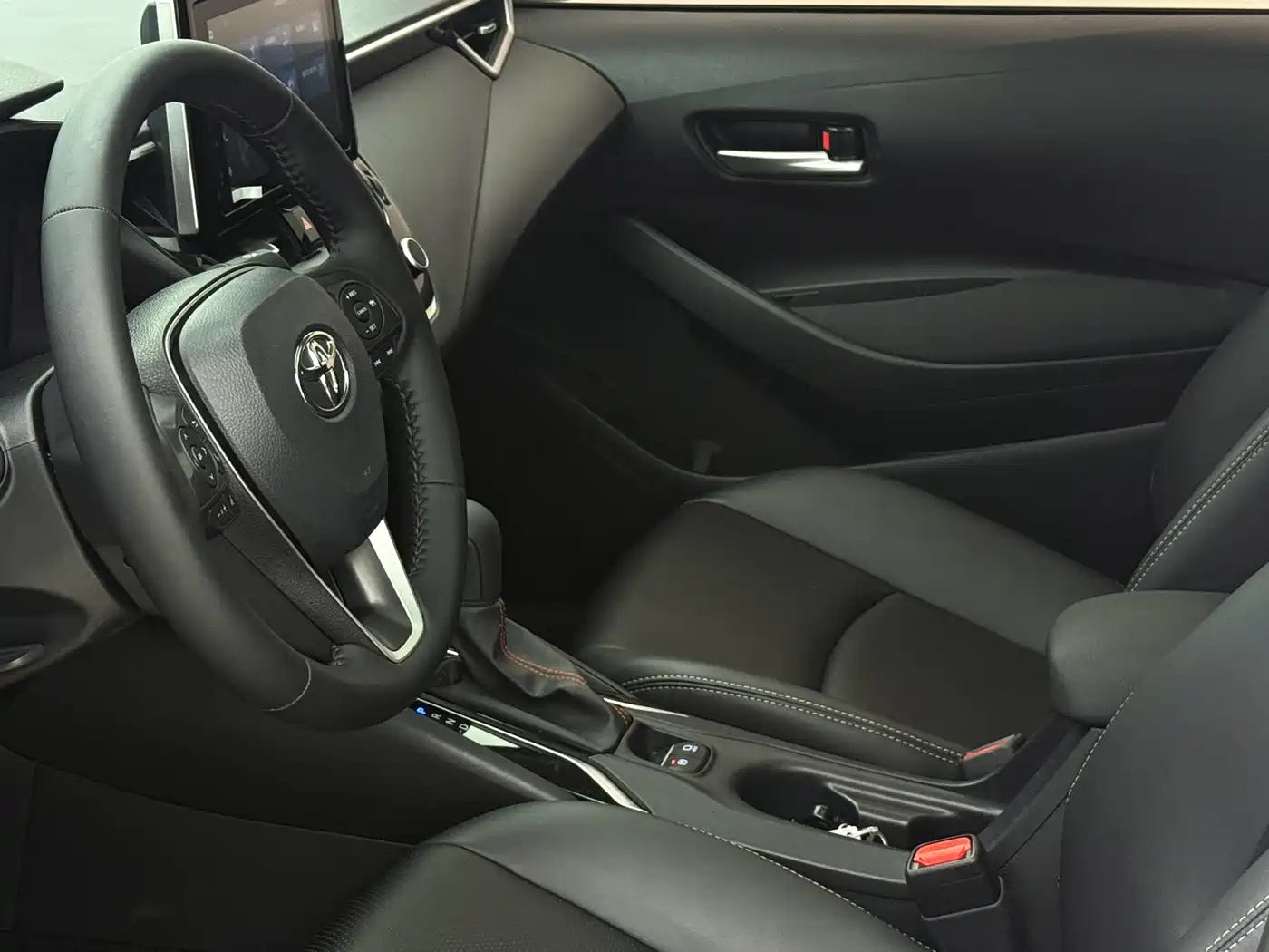 Toyota Corolla 2021 1.2T S-CVT Elite Edition фото 17
