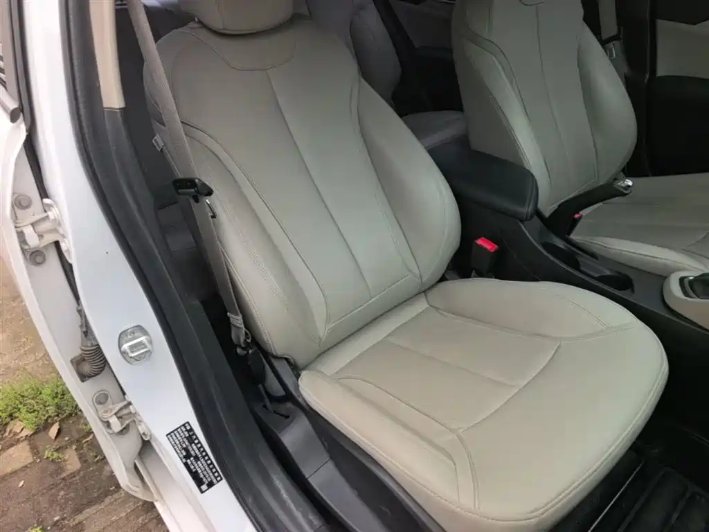 Buick Excelle 2019 15T DCT Connected Elite Type China VI фото 25