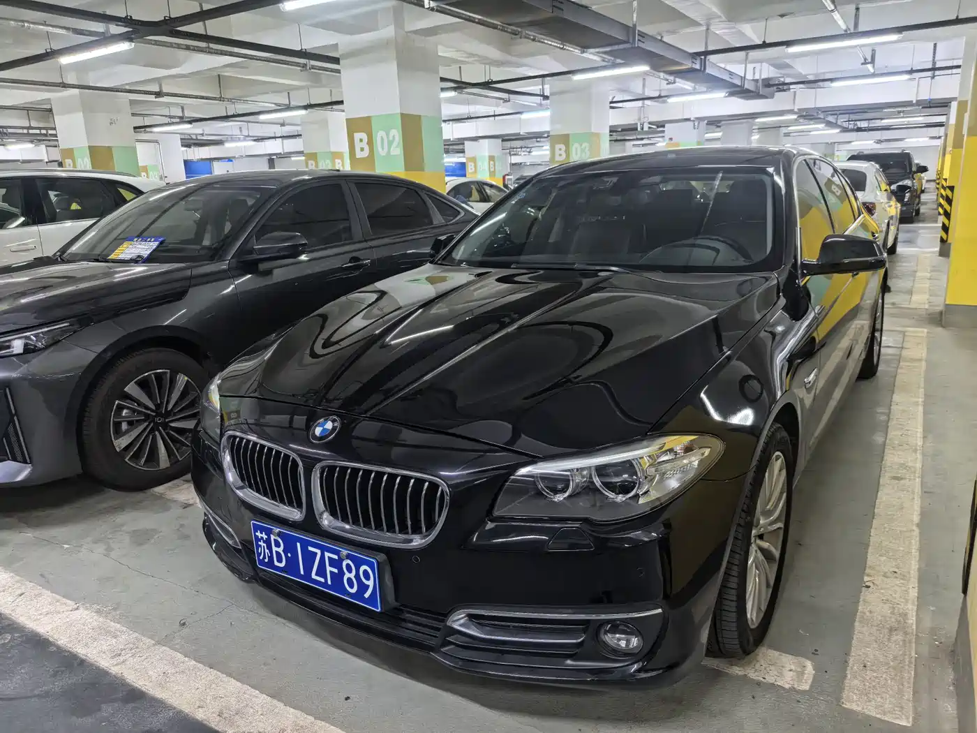 BMW 5 Series 2014 525Li Luxury Design Package фото 2