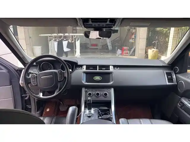 Land Rover Range Rover Sport 2017 3.0 SC V6 SE — фото 5