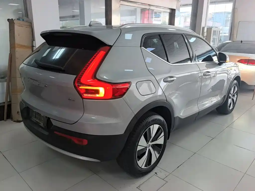 Volvo XC40 2024 2024 B3 Smart Elite Luxury Edition
